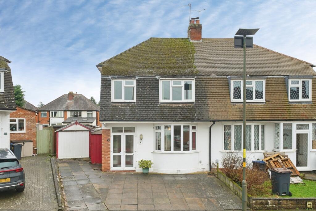 Main image of property: Oakwood Drive, BIRMINGHAM, West Midlands, B14