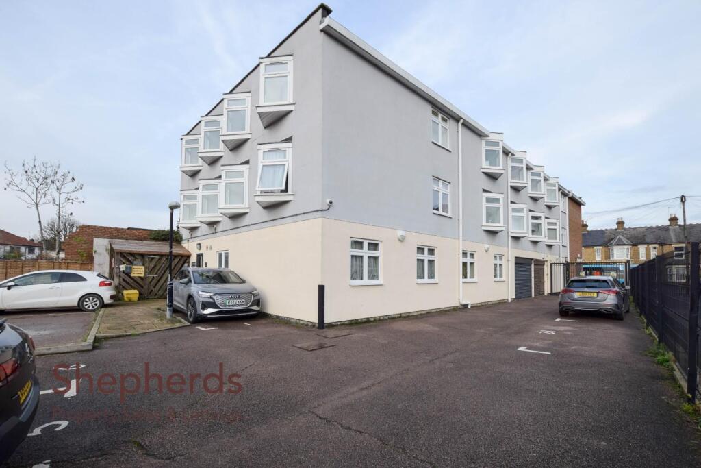 Main image of property: Turners Hill, Cheshunt, EN8