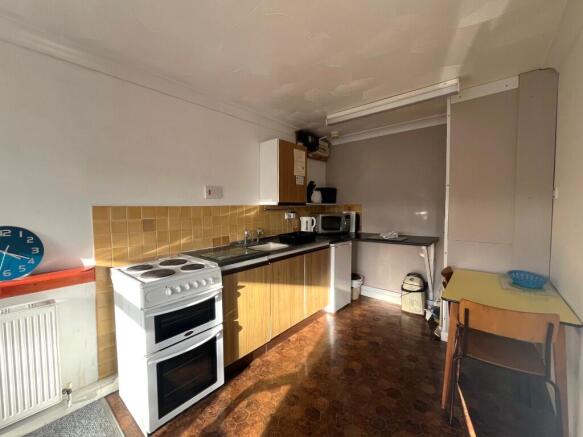 Flat 1