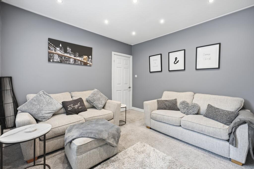 House in Stockport - View 4