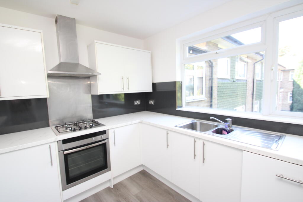 House in London - View 5