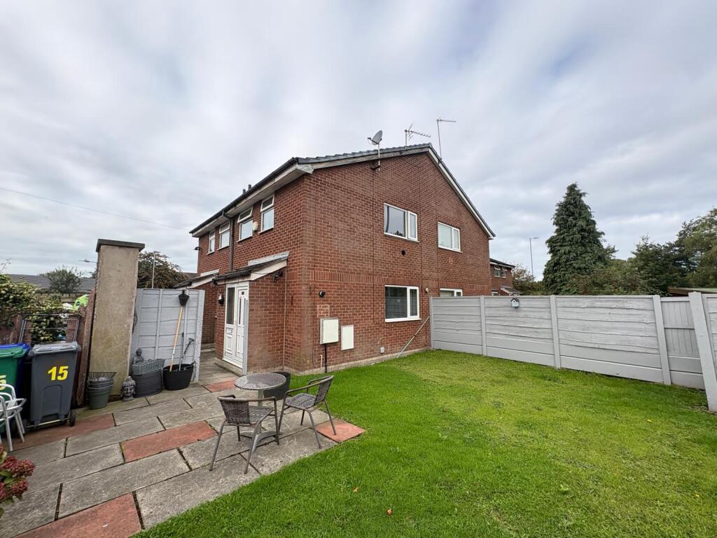House in Manchester, Sharston - More