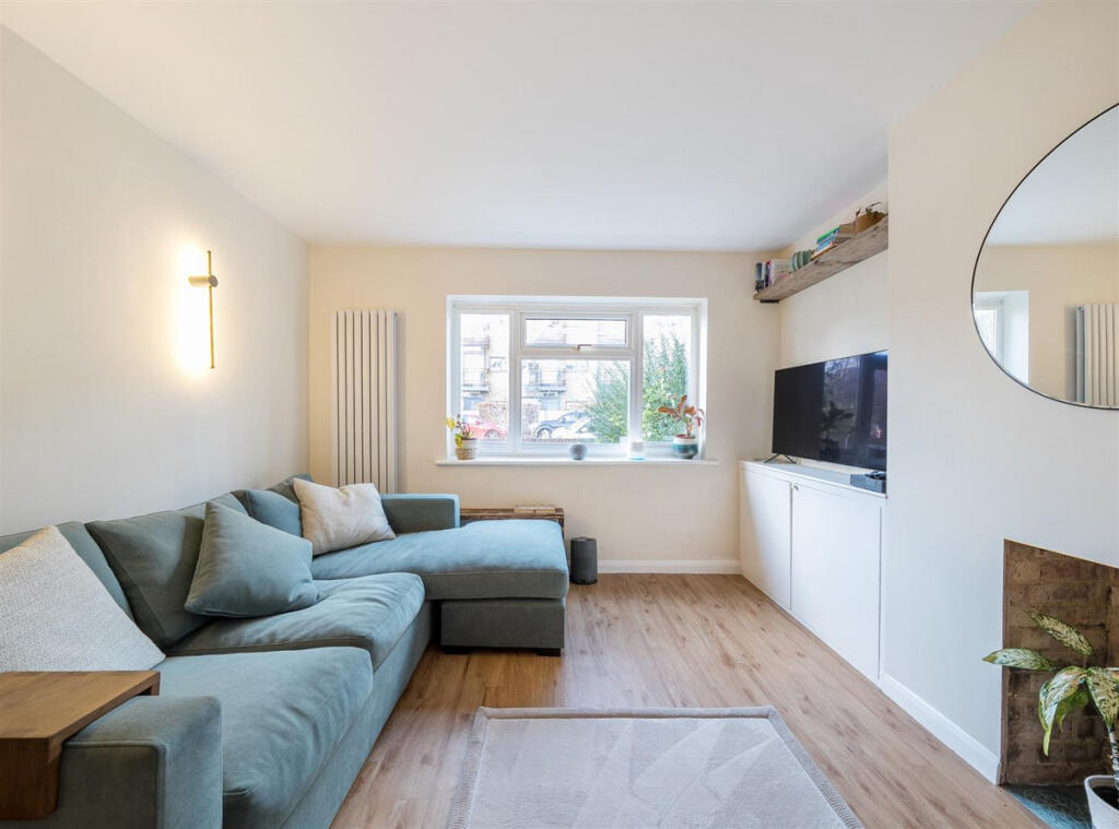Apartment in London, Brondesbury Park, Brondesbury