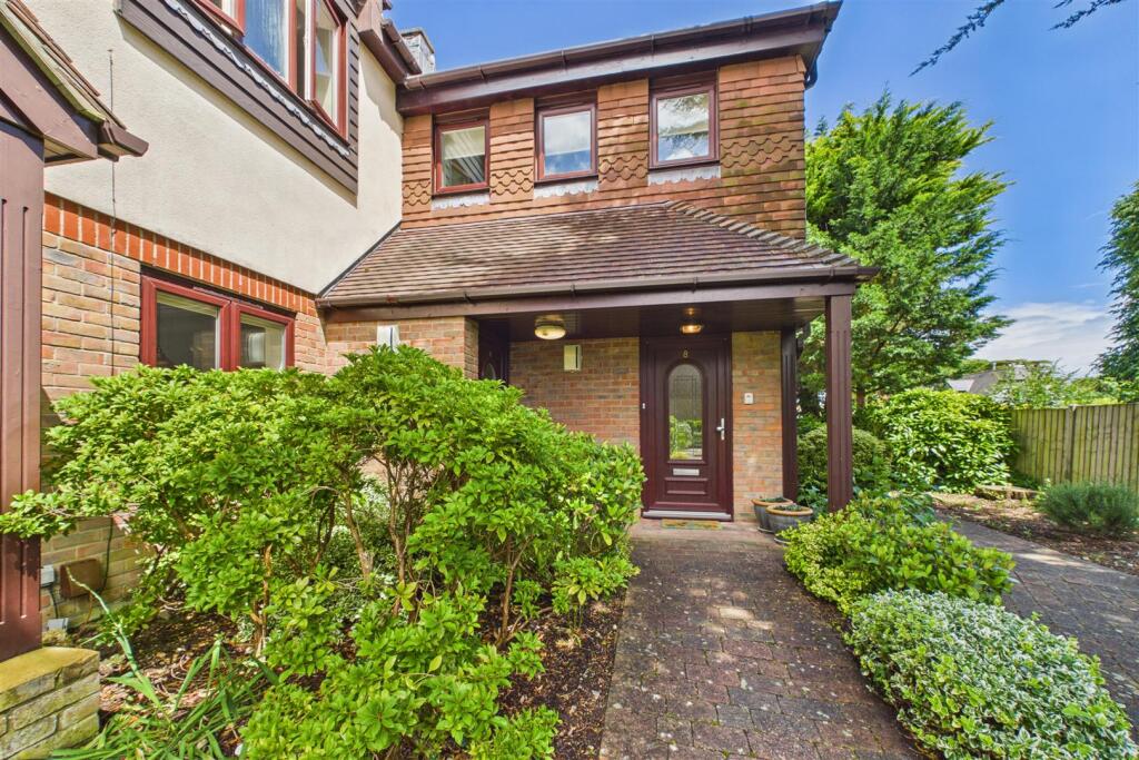 Main image of property: 22 Lavant Road,PO19