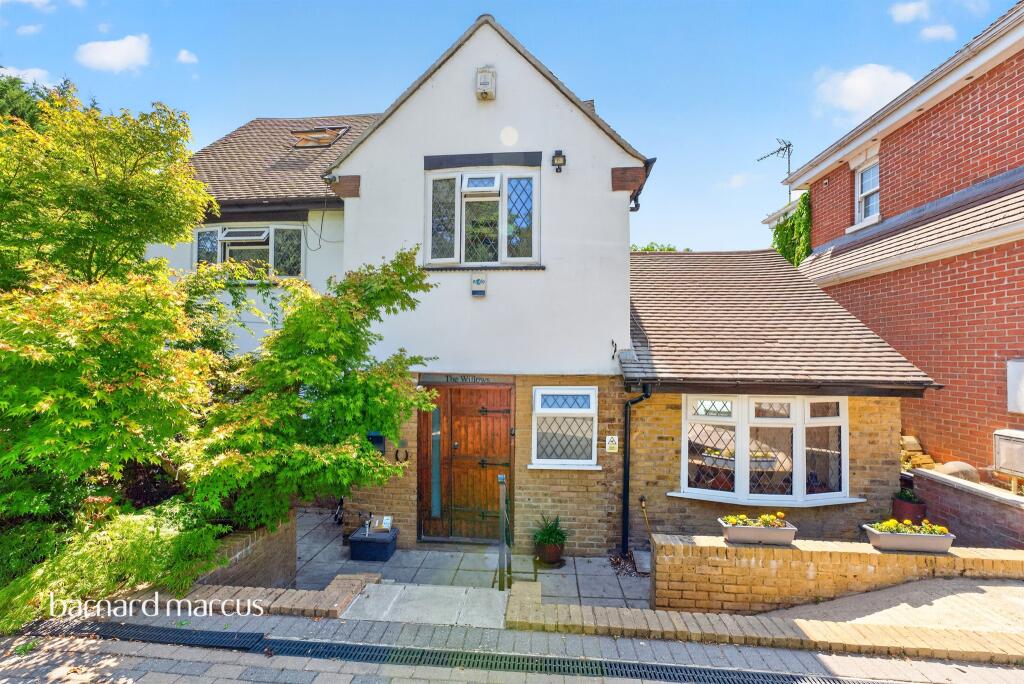 Main image of property: Barnet Road, Barnet