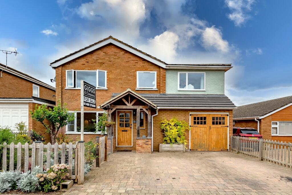Main image of property: Hawkins Close, Perry, Huntingdon, Cambridgeshire, PE28 0DQ