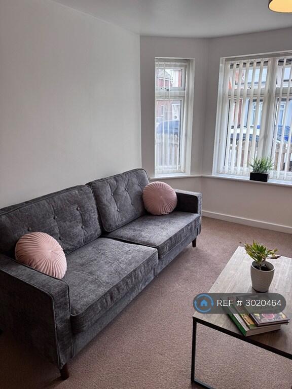 Apartment in Colchester - More