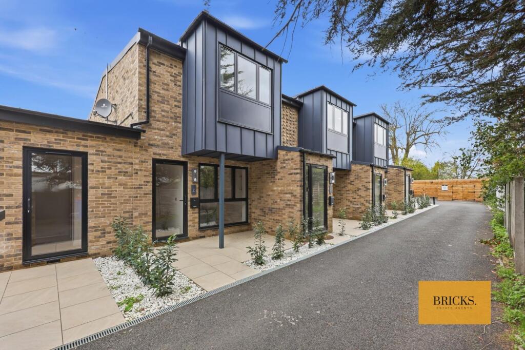 Main image of property: Buckhurst Mews, Queens Road, Buckhurst Hill