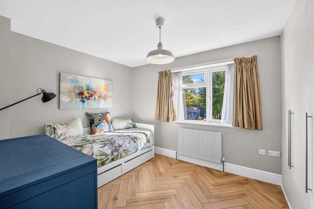 House in London - View 4