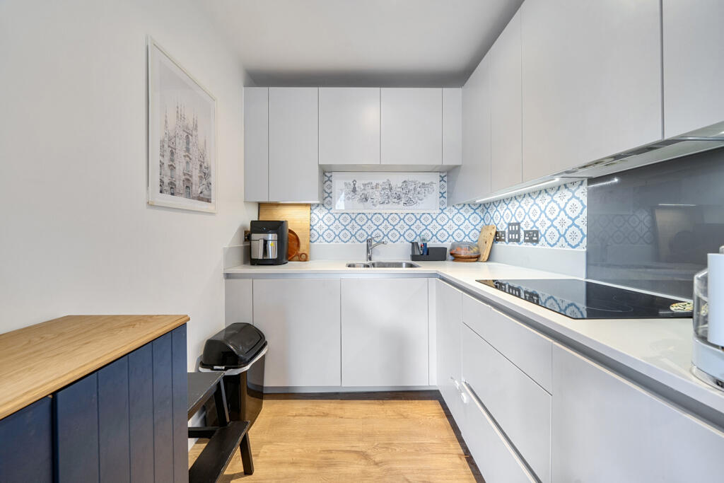 Apartment in London - View 4