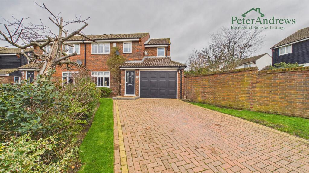 4-bed semi-detached on Cairns Avenue, Woodford Green, £690,000