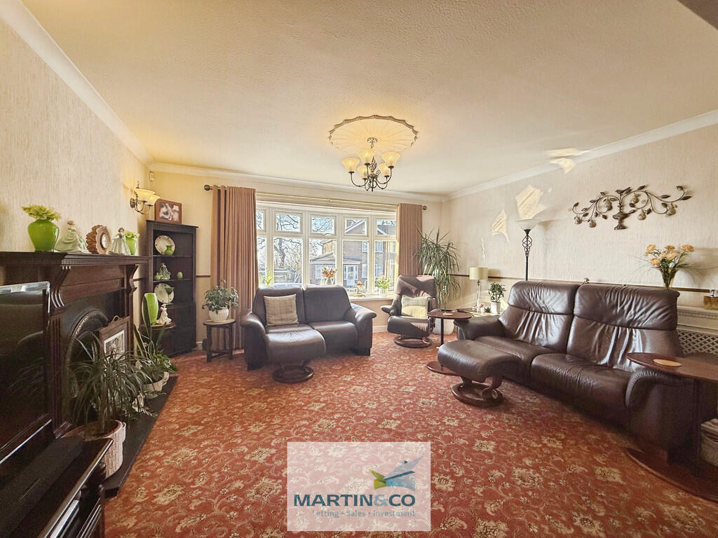 Curzon Drive, Worksop photo 5