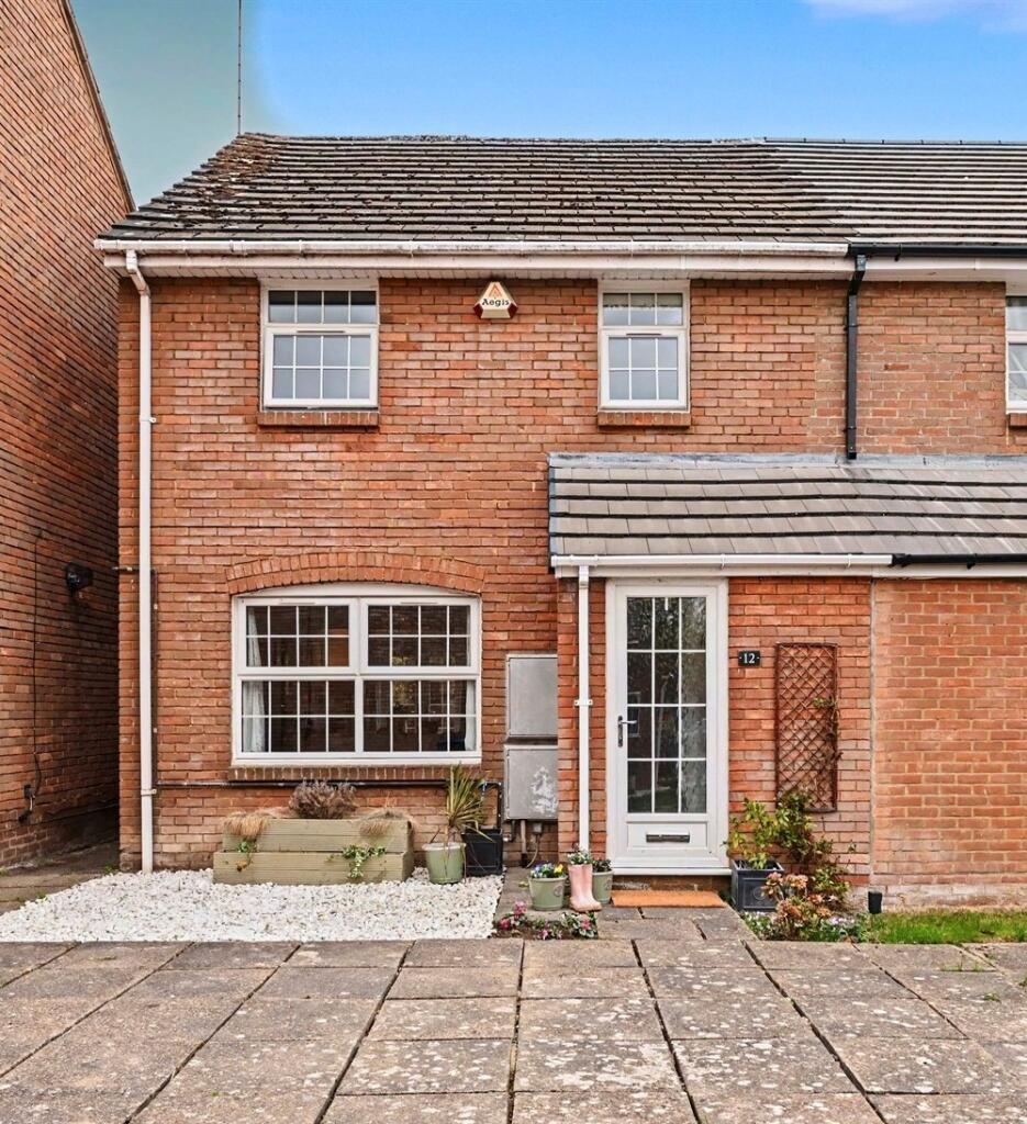 Main image of property: Morefields, Tring
