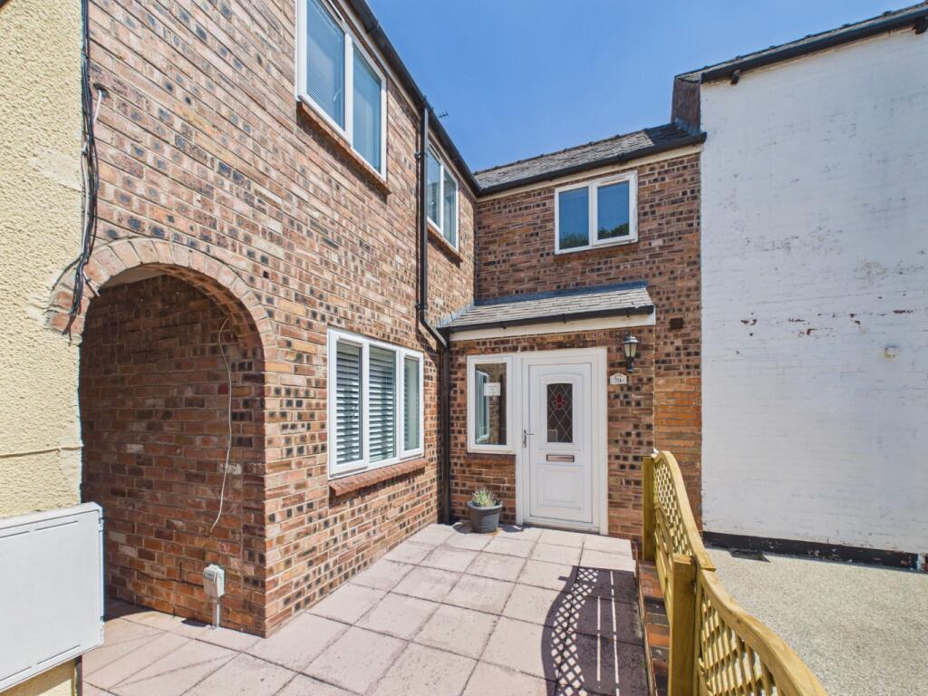 Main image of property: Castle Road, Cottingham, HU16 5JG