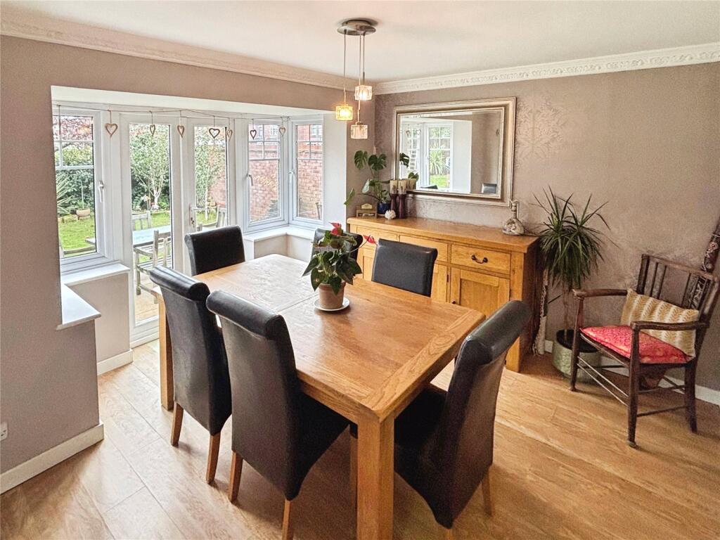 House in Doncaster, Hatfield - View 3