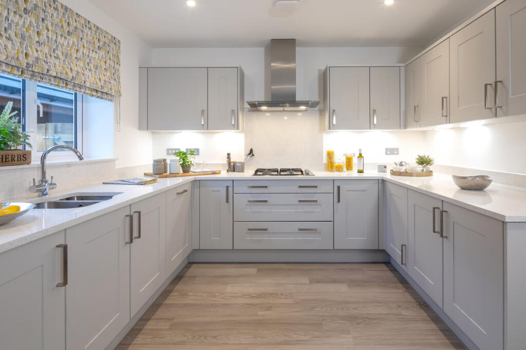 House in Basingstoke and Deane, Brock's Green, Ecchinswell, Sydmonton and Bishops Green - View 4