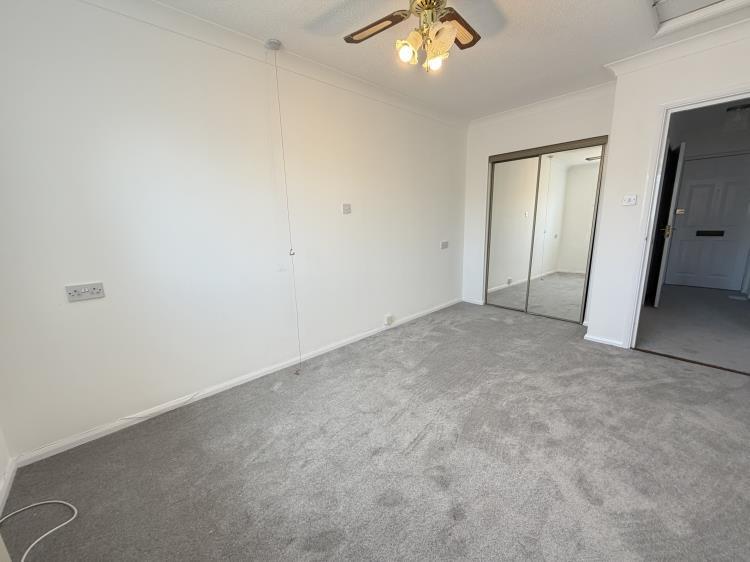 Apartment in Felixstowe, Old Felixstowe - View 3