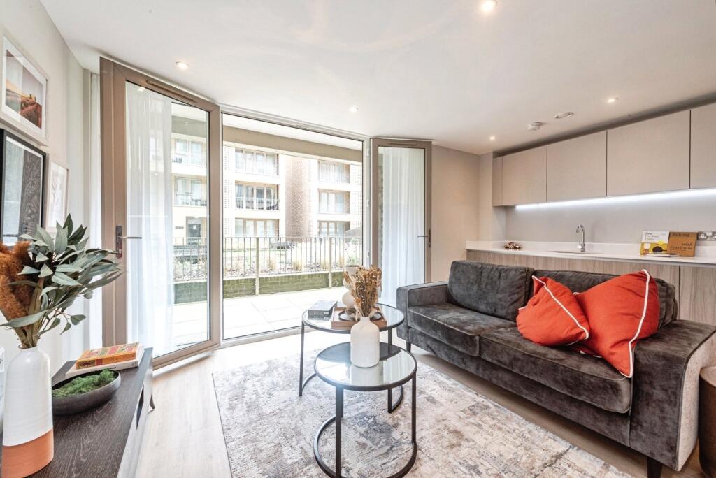 Apartment in Newbury, West Berkshire - View 3