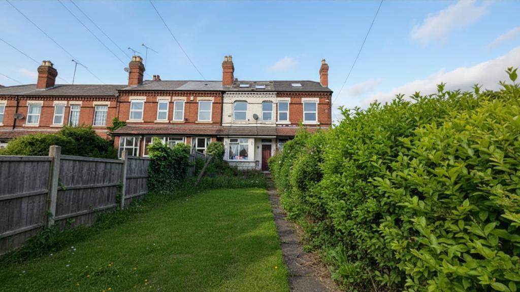 Main image of property: Woodleigh Avenue, Birmingham, B17 0NW