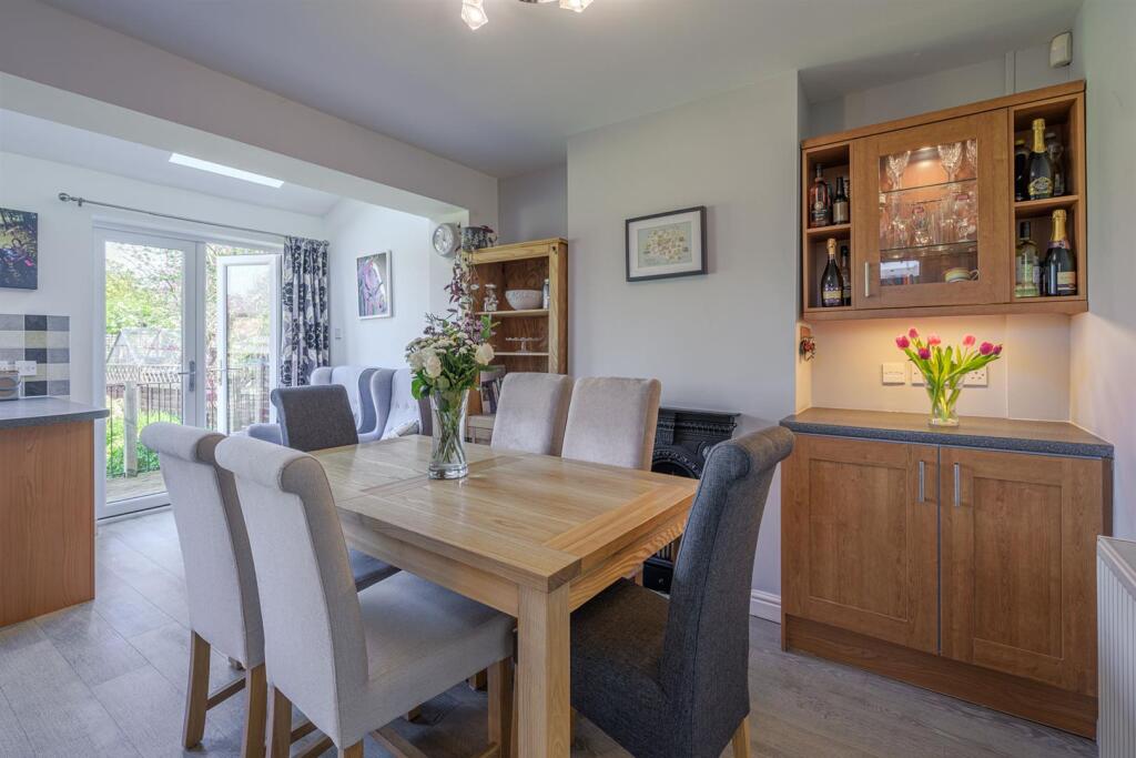 House in Dudley - View 3