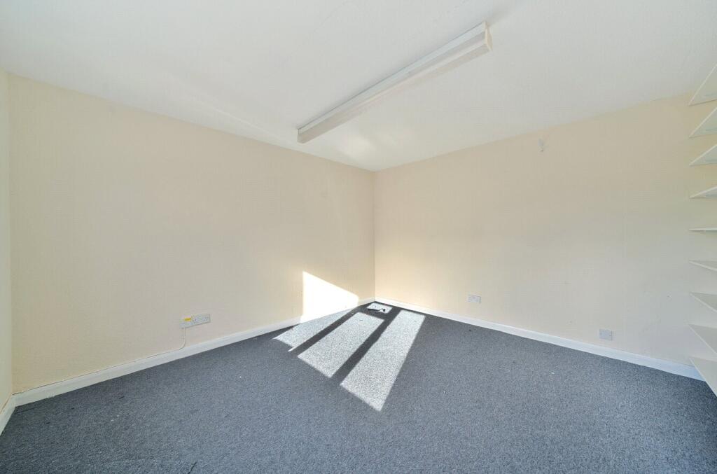House in Teignbridge, Starcross - More