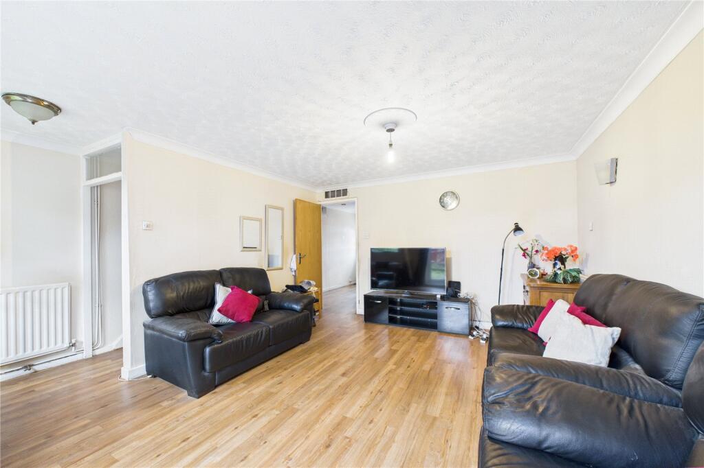 House in Crawley, West Sussex - View 4