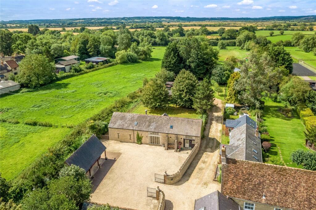 Main image of property: Murcott, Kidlington, Oxfordshire, OX5