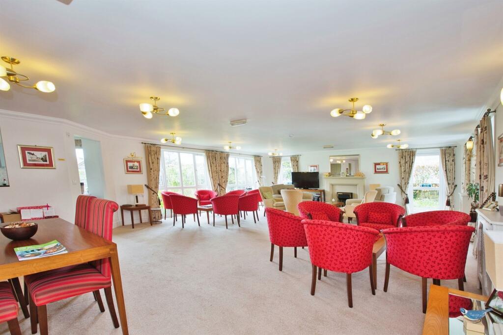 Additional image 13 of Somerton Road, Street