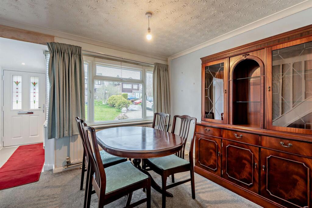 House in Maidstone, Bearsted - View 3