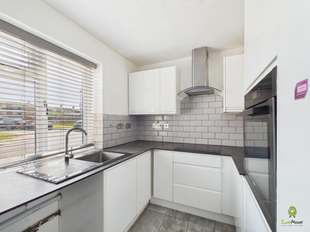 Main image of property: 35 Hilltop Gardens, Dartford, Kent. DA1 5JF