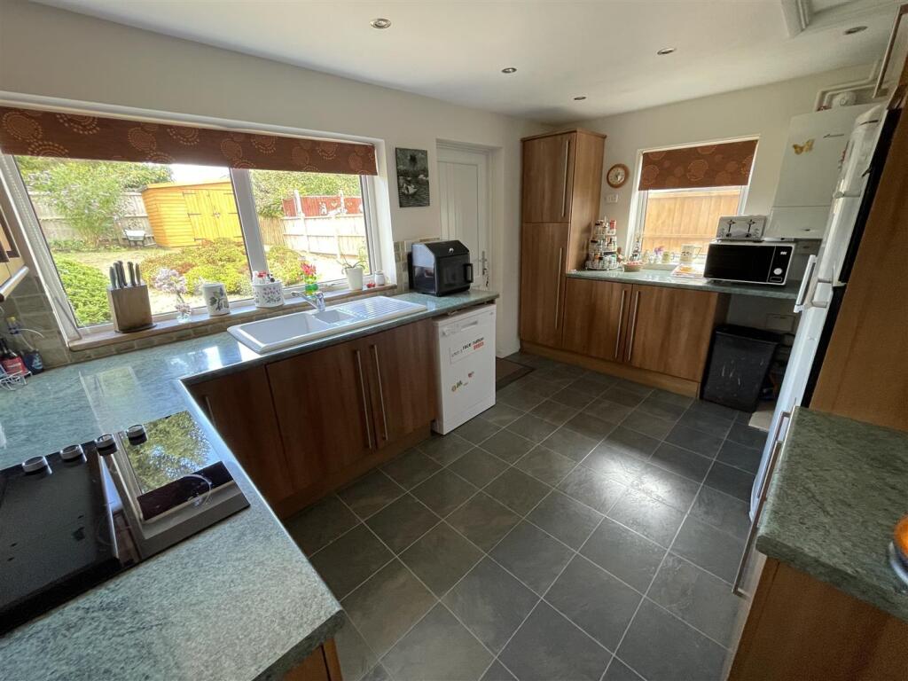 House in Taunton - View 5