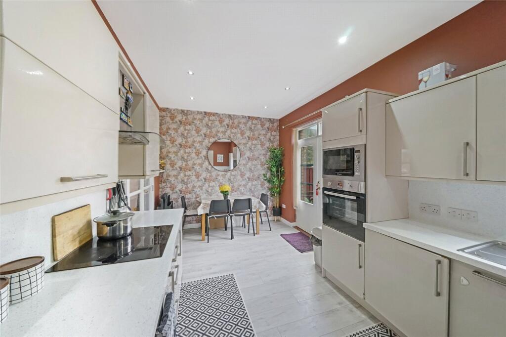 Camden Terrace, GLASGOW, Lanarkshire, G5 photo 4