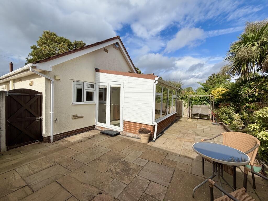 Seven Acres Lane, Thingwall, Wirral, CH61 photo 4