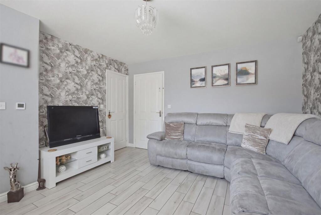 House in Sheffield - View 4