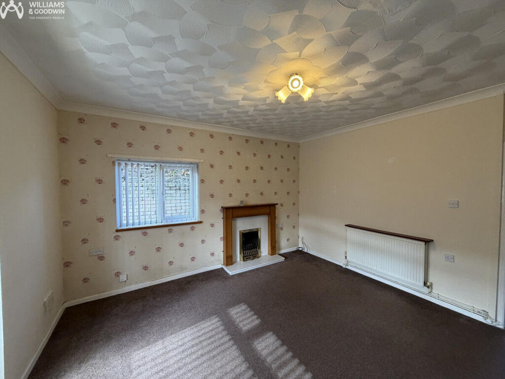 House in Llandudno - More