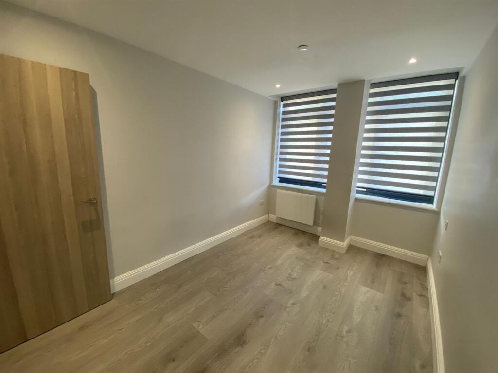 House in London, Upton Park - View 4