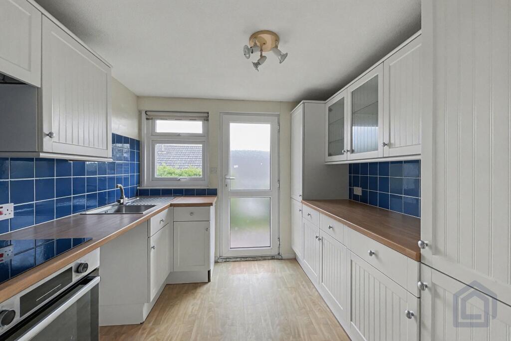 House in Truro - View 5