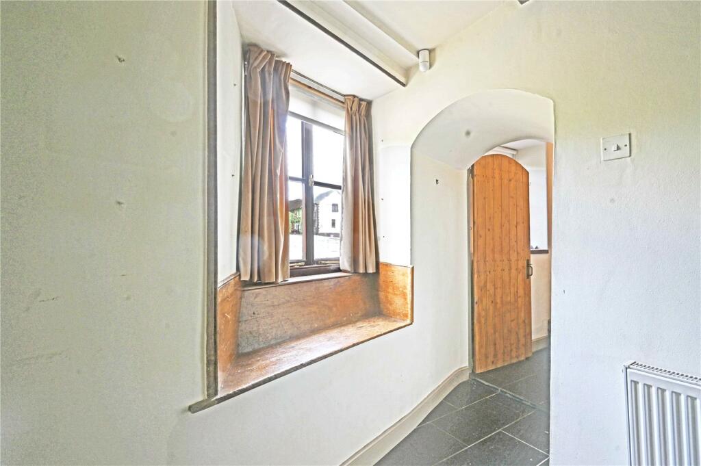 Y Ciliau, Church Street, Rhayader, LD6 - View 5