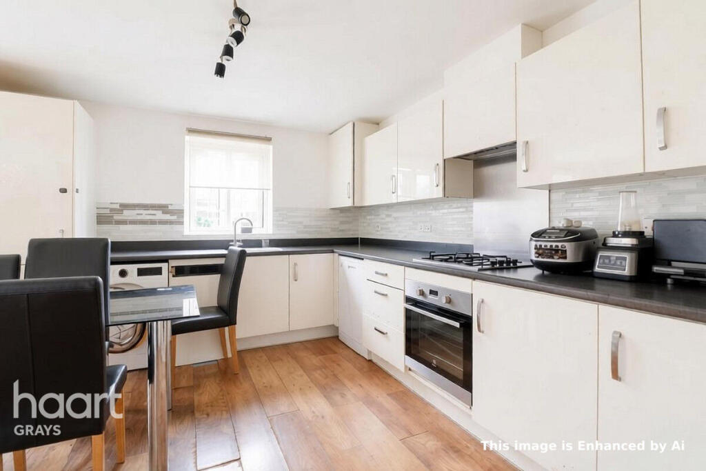 House in Romford - View 5