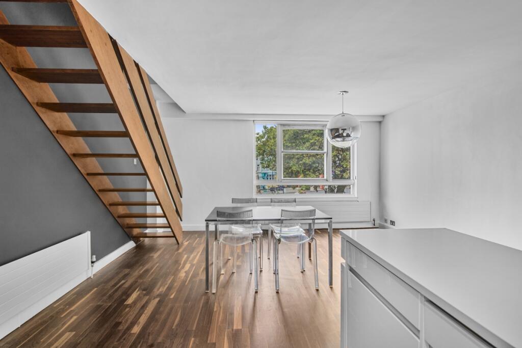 Main image of property: Islington Green, London, N1
