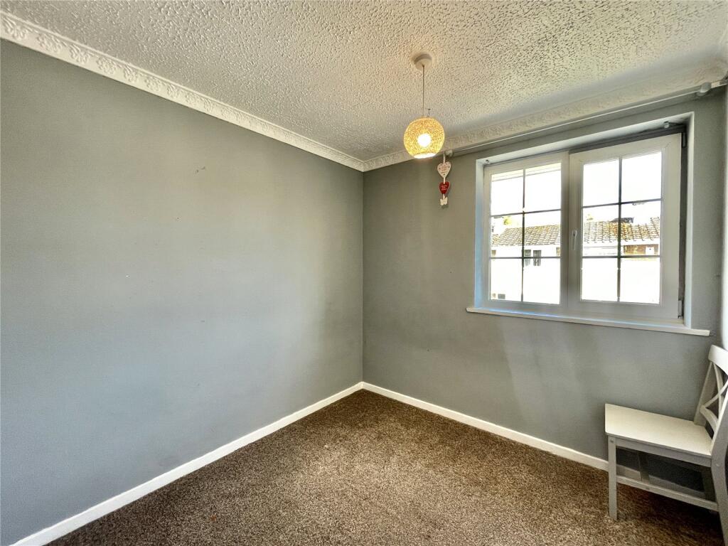 House in Widnes, Halton - More