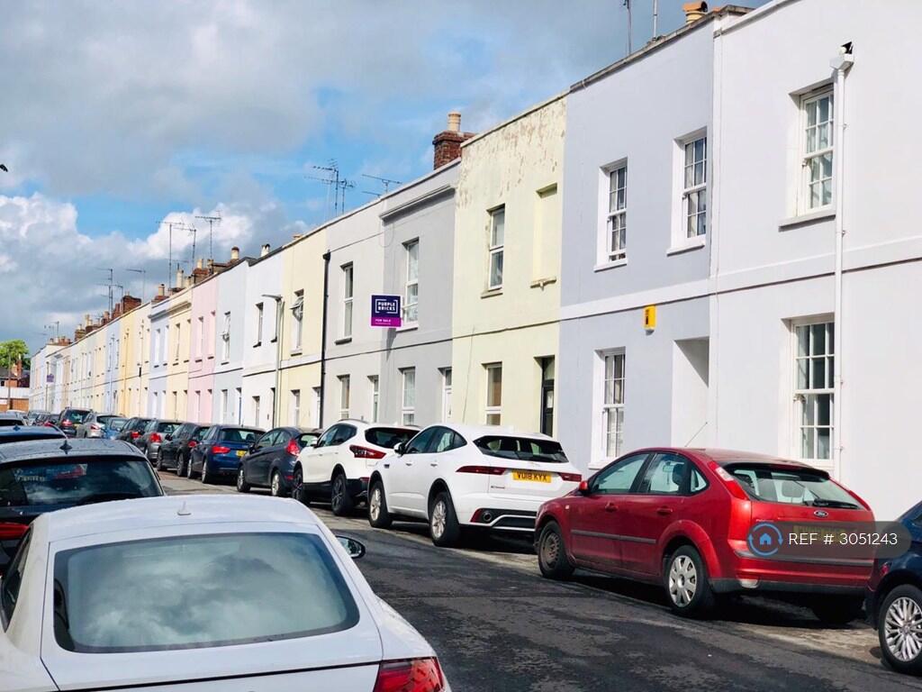 Main image of property: London Road, Cheltenham, GL52