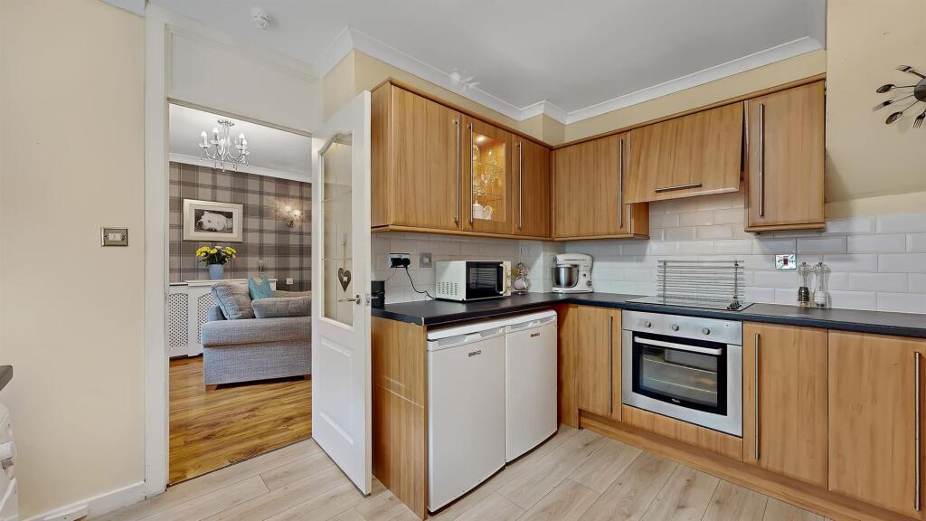 House in Old Kilpatrick, West Dunbartonshire - More