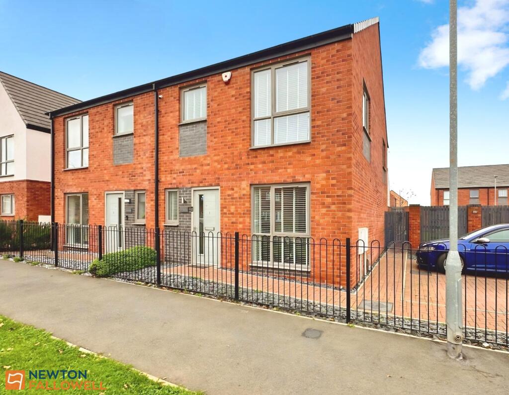 Main image of property: Harker Close, Hucknall, NG15