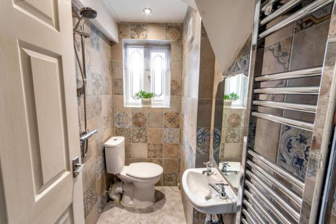 Ground Floor Wet Room: