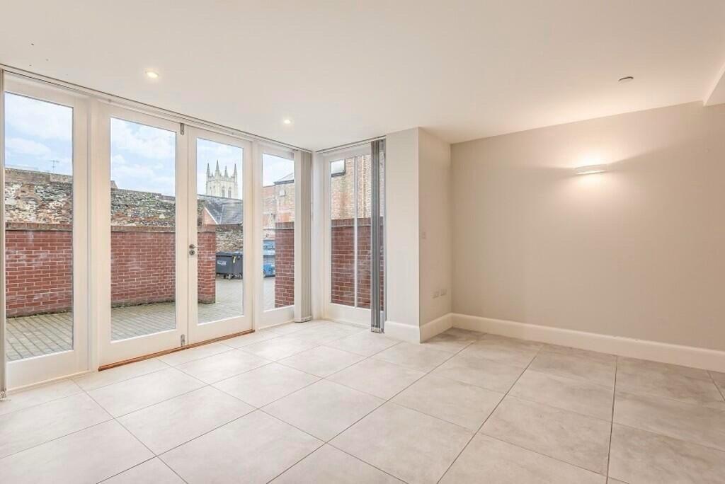 Apartment in Ipswich - View 5