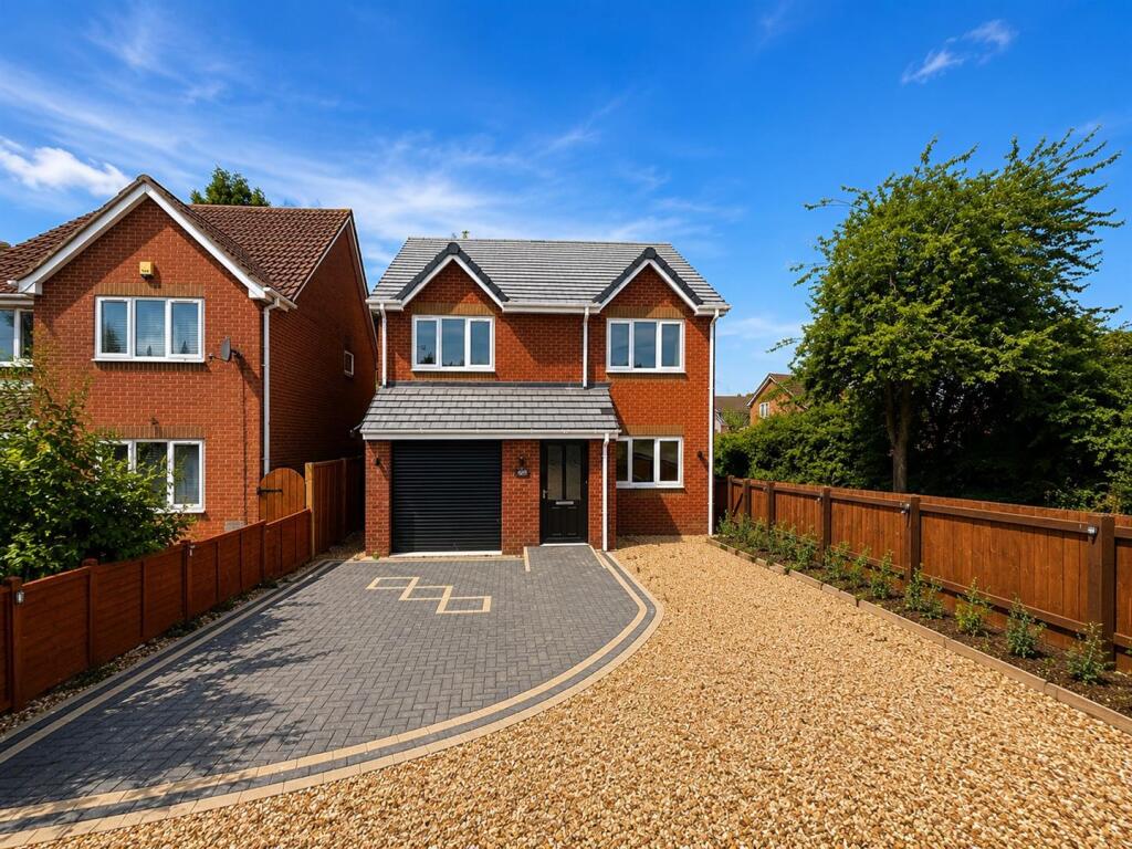 Main image of property: Bradwell Road, Bradville, Milton Keynes