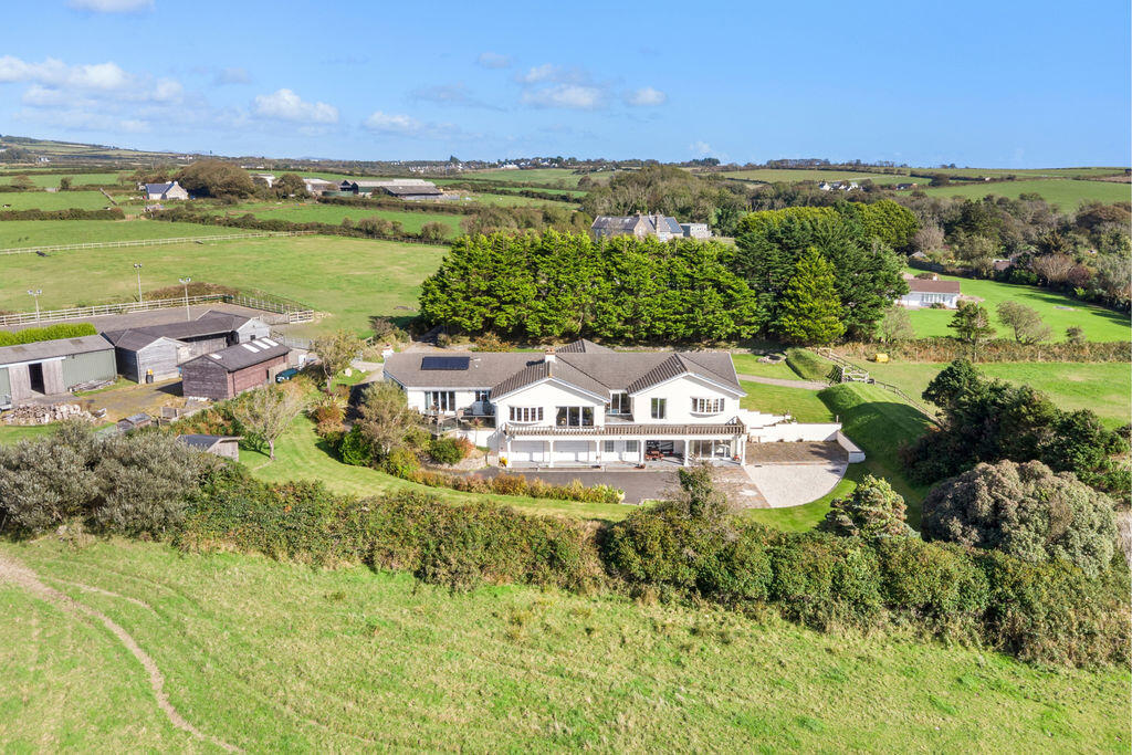Main image of property: Lhannon Shee, School Lane, Santon