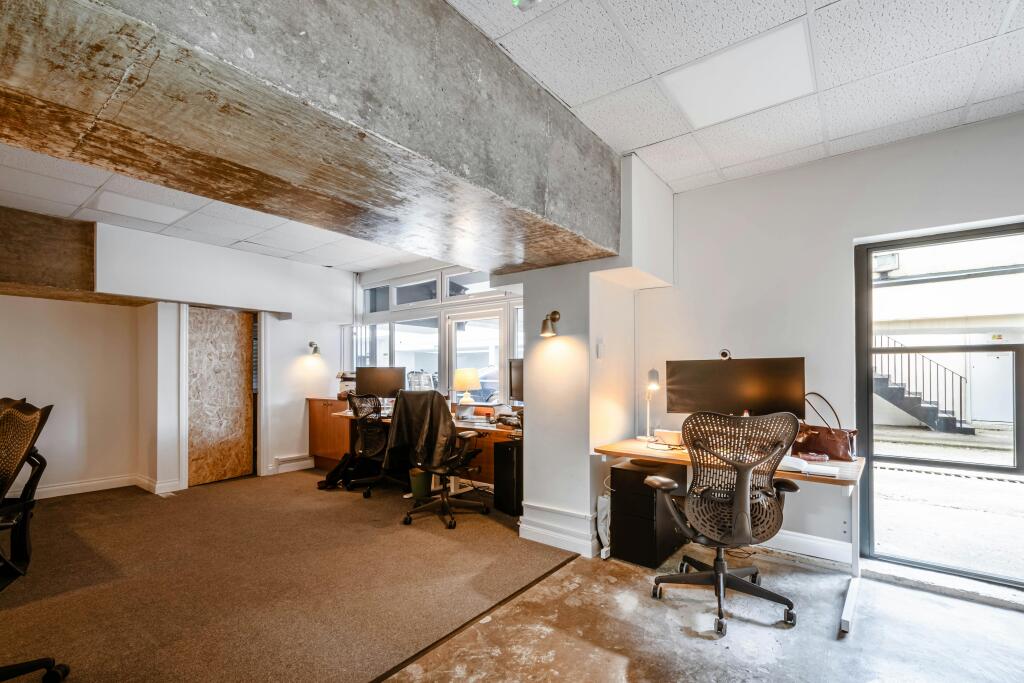 Oakwood House U1 - Low Res 8.jpg