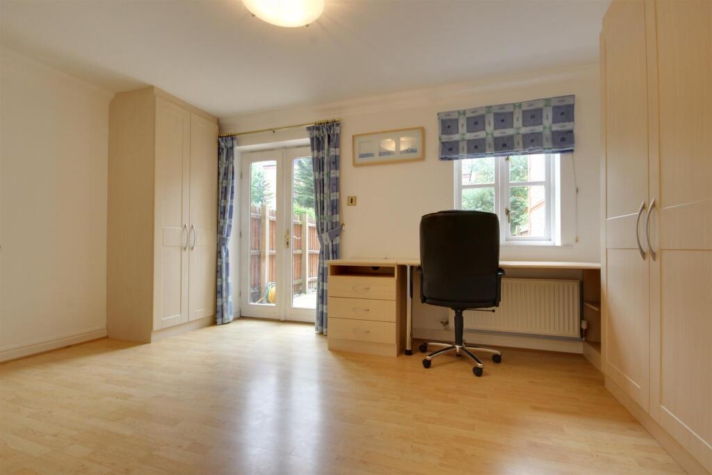 House in London, Oakwood, Southgate - View 4